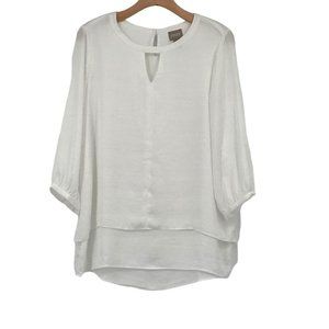 Chicos 1 woman's blouse white layered keyhole size medium 3/4 ballon sleeve